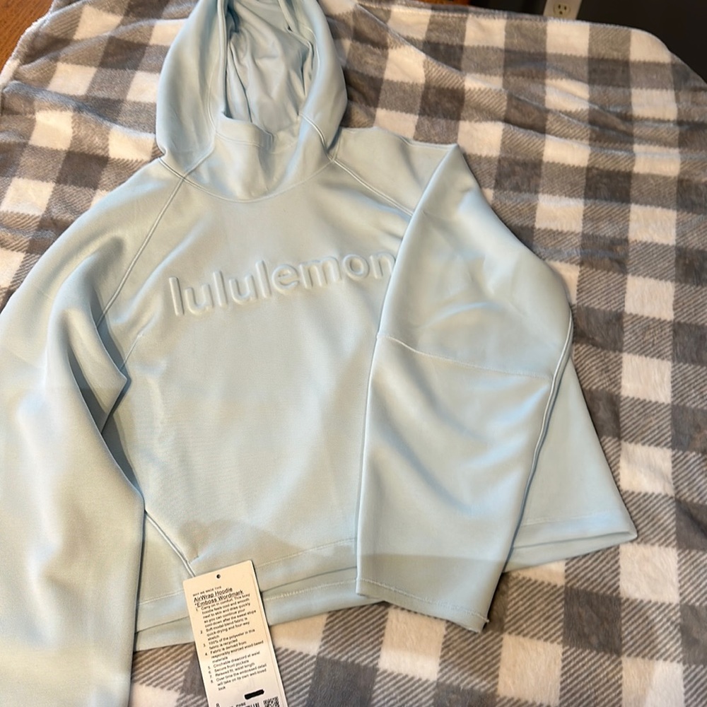 Airwrap Hoodie Emboss Woodmark Size 8 Mint Color.